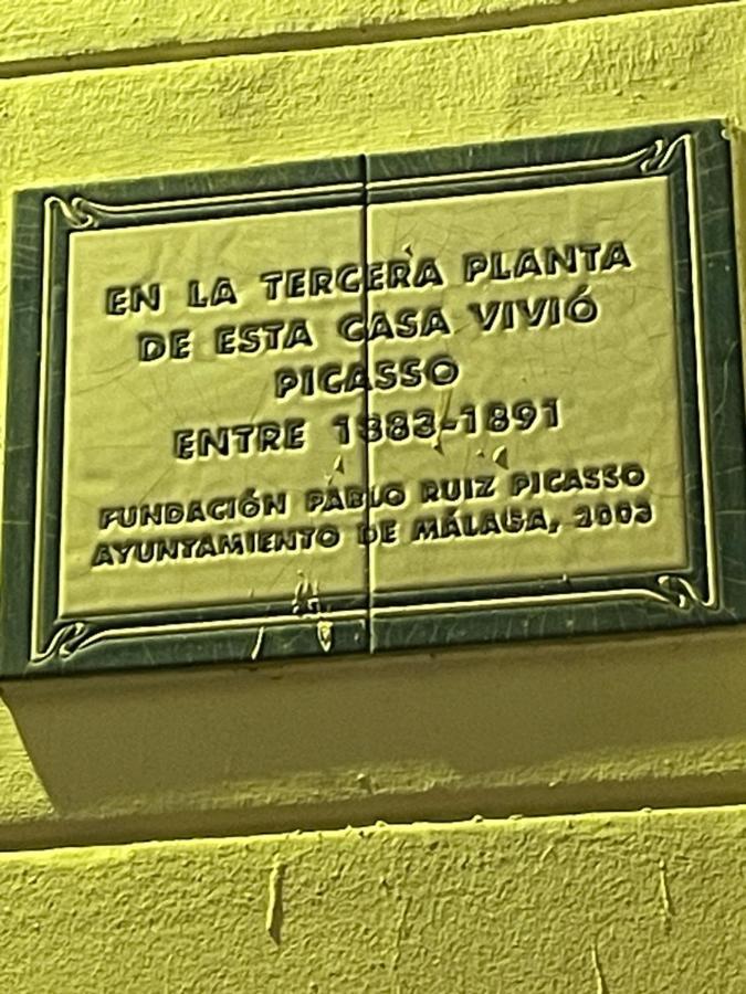 Picasso'S Tres Puertas 4 Bedrooms Málaga Eksteriør billede