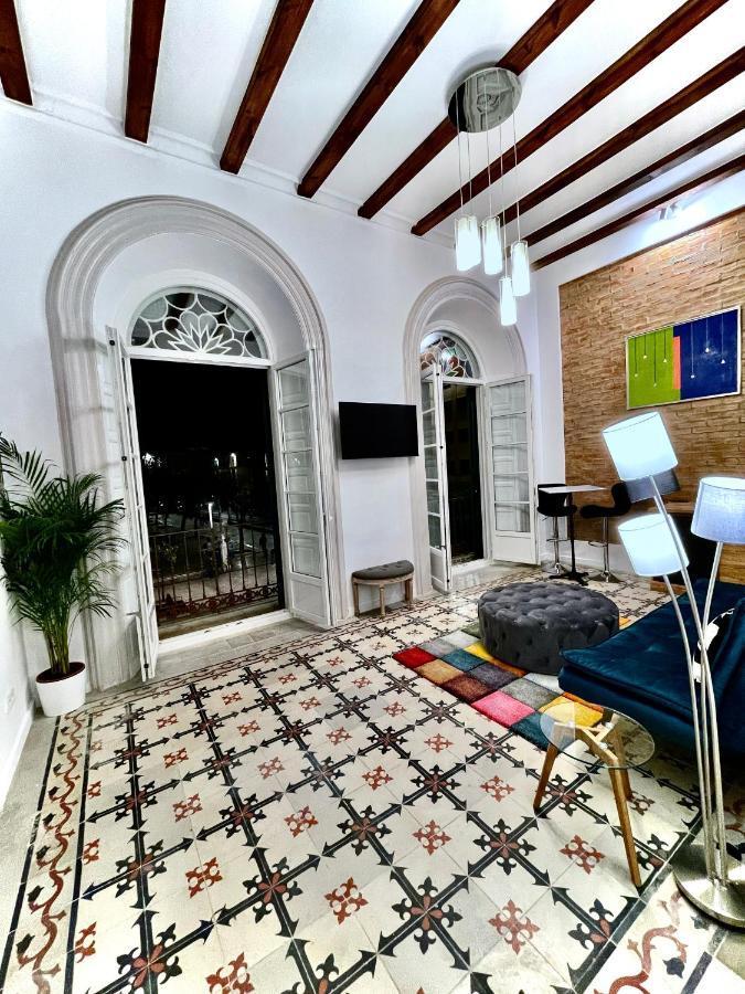 Picasso'S Tres Puertas 4 Bedrooms Málaga Eksteriør billede