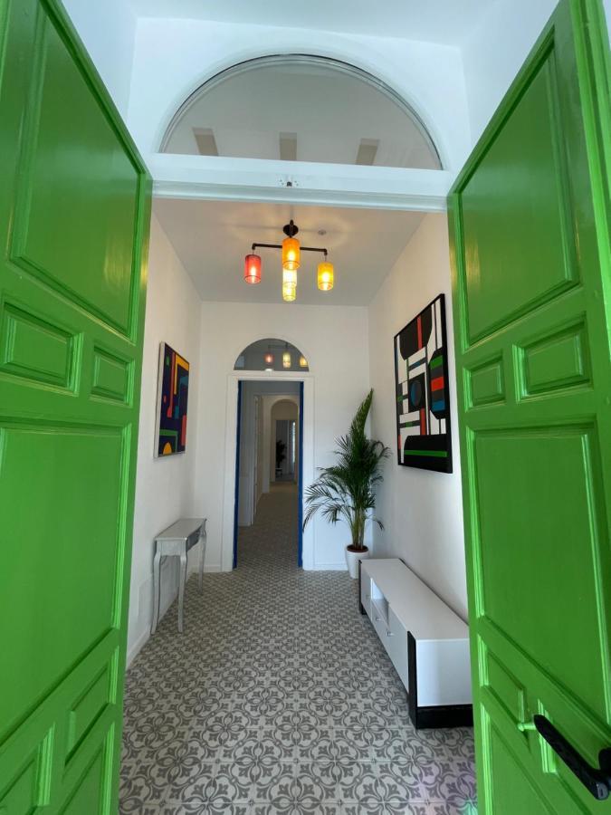 Picasso'S Tres Puertas 4 Bedrooms Málaga Eksteriør billede