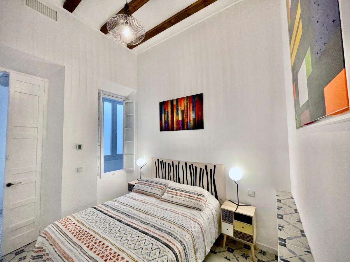 Picasso'S Tres Puertas 4 Bedrooms Málaga Eksteriør billede